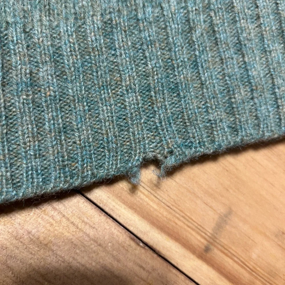 Vintage Women’s Clansman Scottish Shetland 100% Wool Sweater size L Green. - Picture 10 of 11